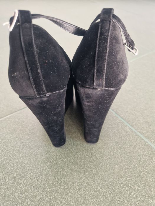 Дамски сандали на платформа