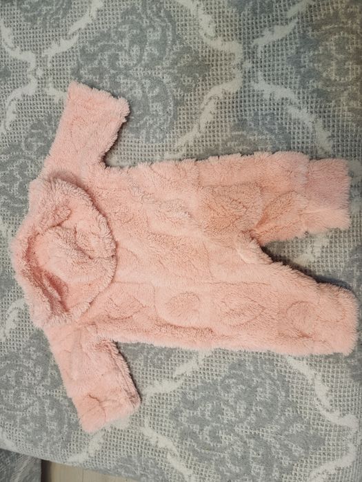 Combinezon plusat roz bebelusi fetite 0-3luni