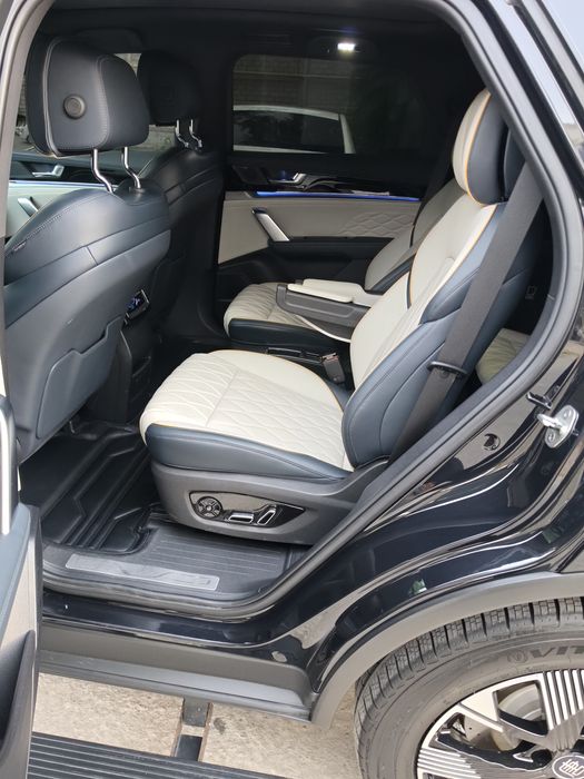 BYD TANG EV 730км Рестайлинг 7 месталик Капитанский 4 сиденя Массаж