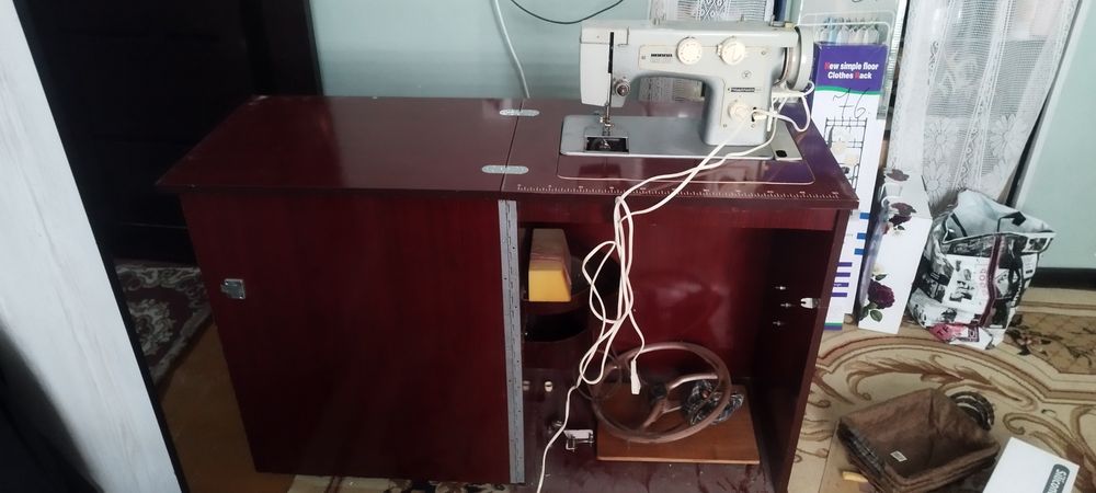 Продаю швейную машинку Подольск