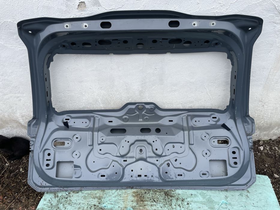 Заден капак багажник за Volvo V60 B4 Kombi Волно В60 Б4  2022г- 2бр