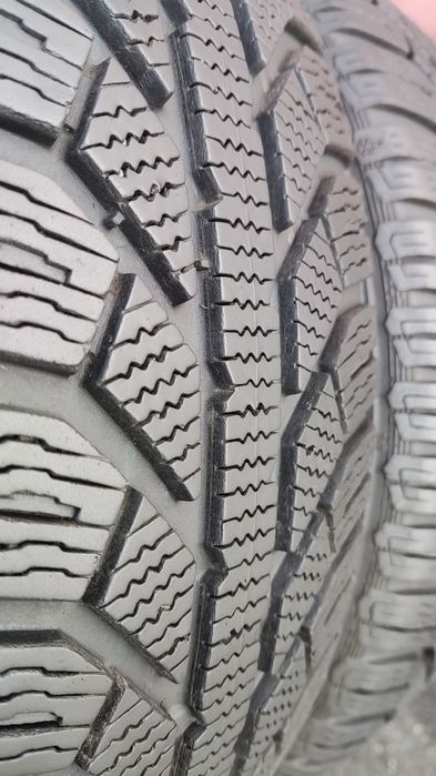 2бр зимни гуми 185/60/15  Semperit Speed Grip
dot22
6.98mm
Добро състо