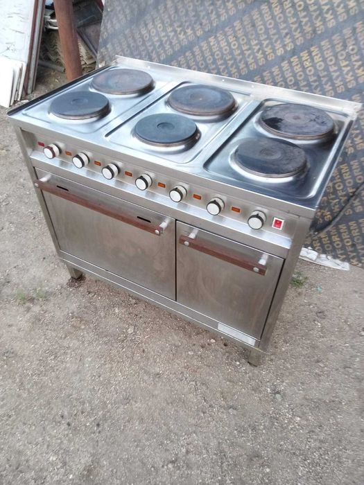 Професионална фурна