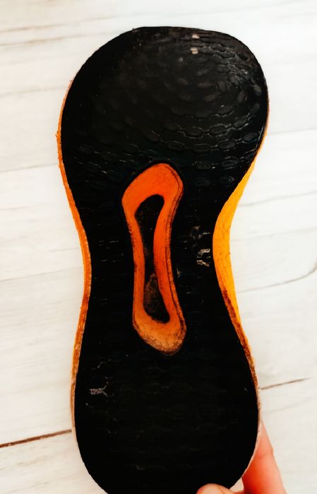 Карбоновые кроссовки