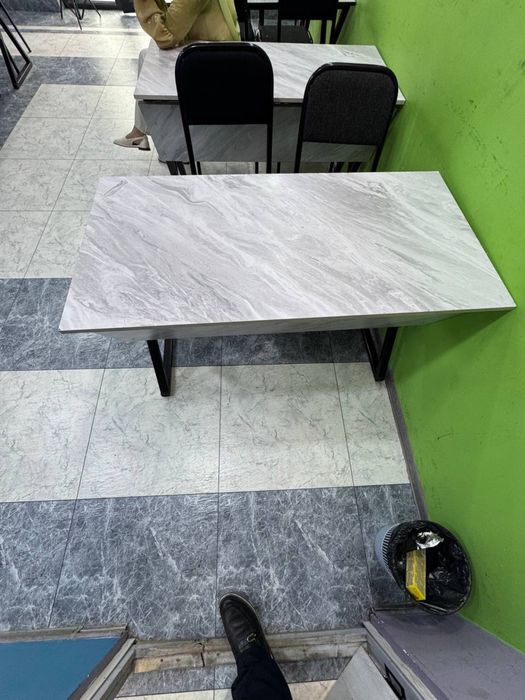 O’quv markaz, xususiy maktab uchun parta stullar sotiladi.