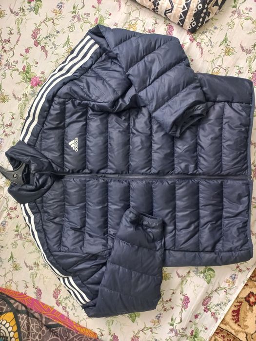 Продам куртка адидас оригинал