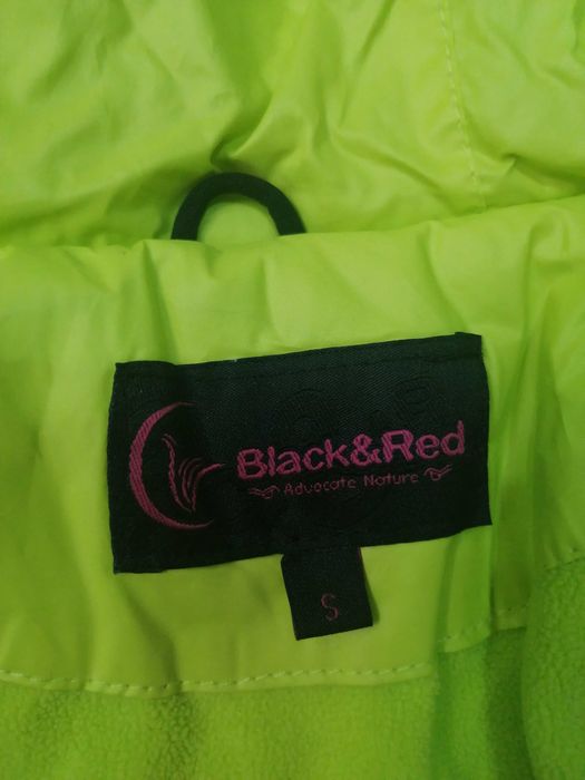 Женский пуховик размер S