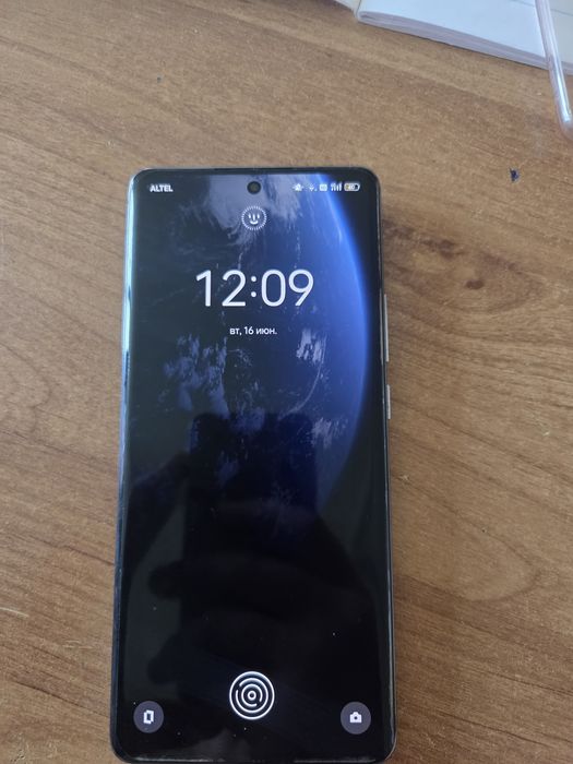 Oppo reno 10 5G (12/256)