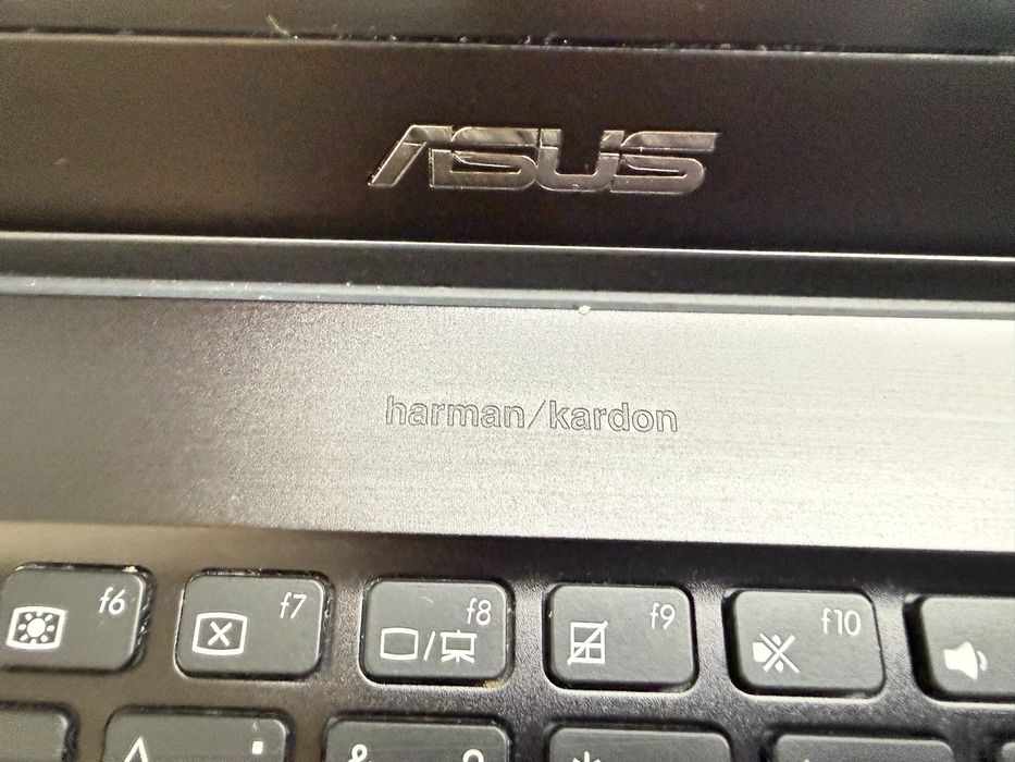 Продам Ноутбук  Asus harman/kardon