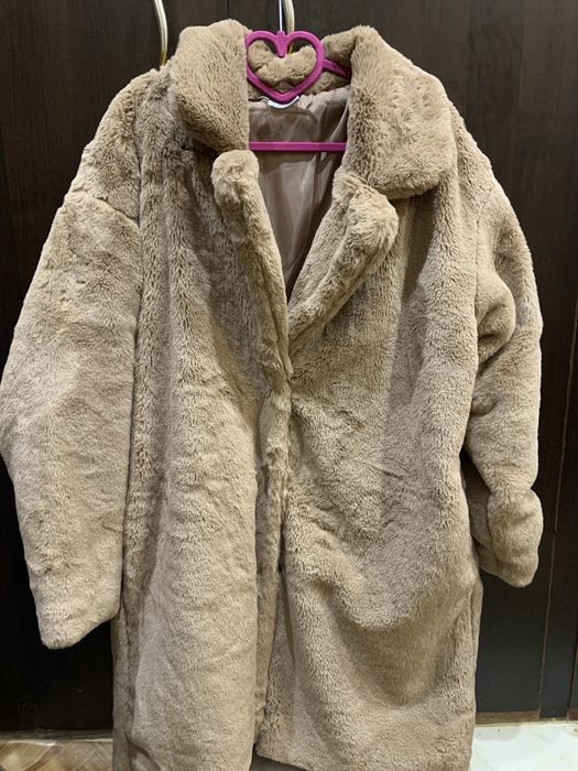 Продавам яке Bershka и палто