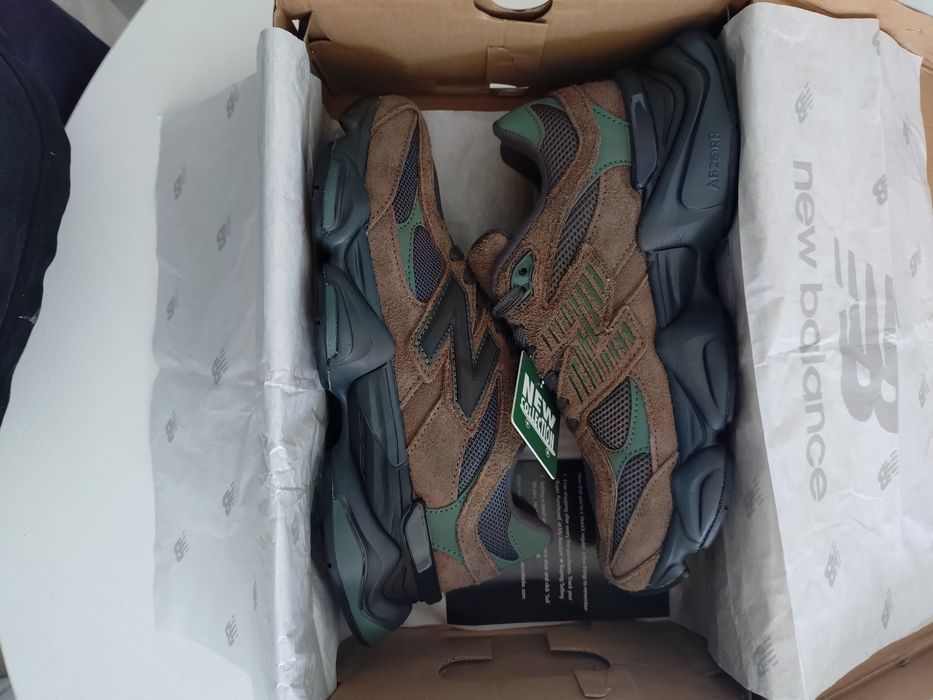 New Balance 9060 Beef and Broccoli