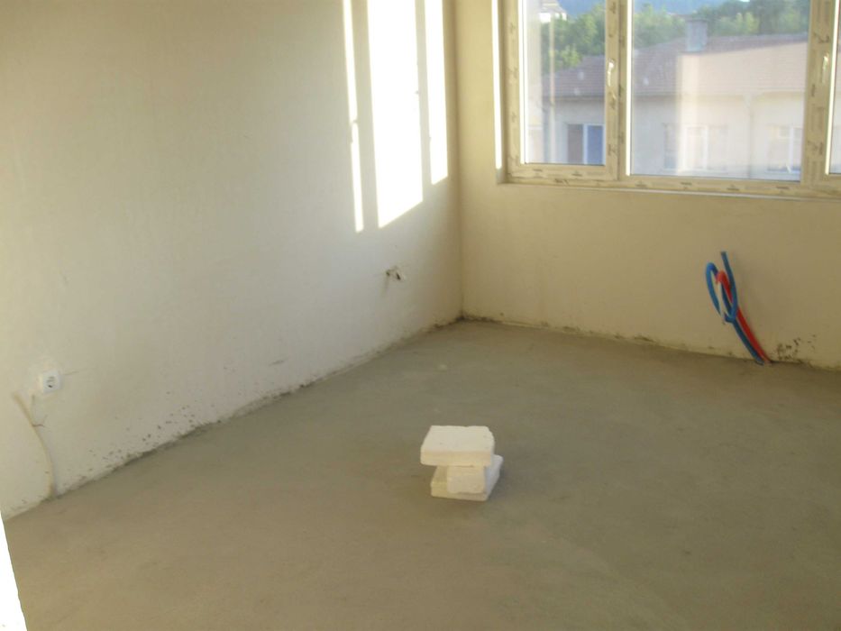 Тристаен с А16- Овча купел1