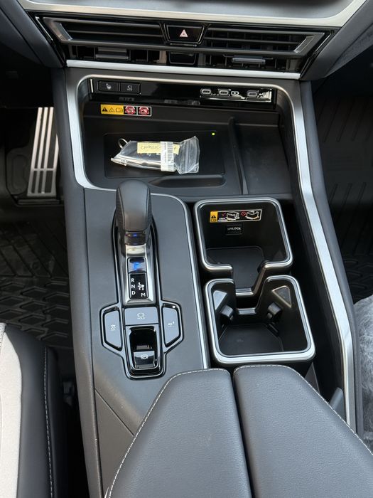 Lexus tx 500 F sport 3