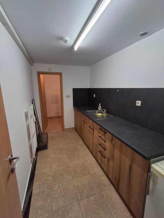Дава се под наем Офис в София, Център - 120 кв.м за 1200 € - Снимка #5
