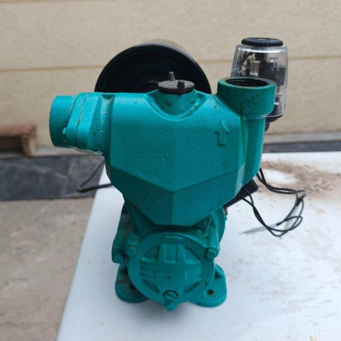 Krustal rusmli 37lik vakum nasos sotiladi.