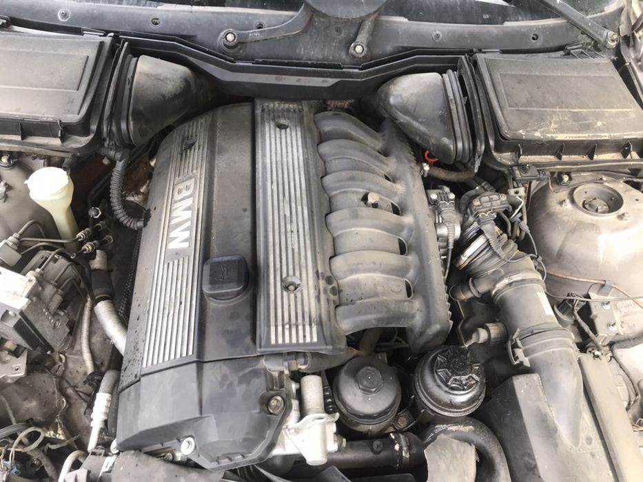 Бмв е39 528и 193кс 1999г На Части