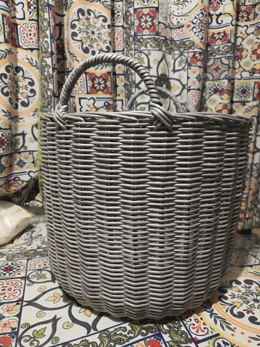 Продам плетённые корзины