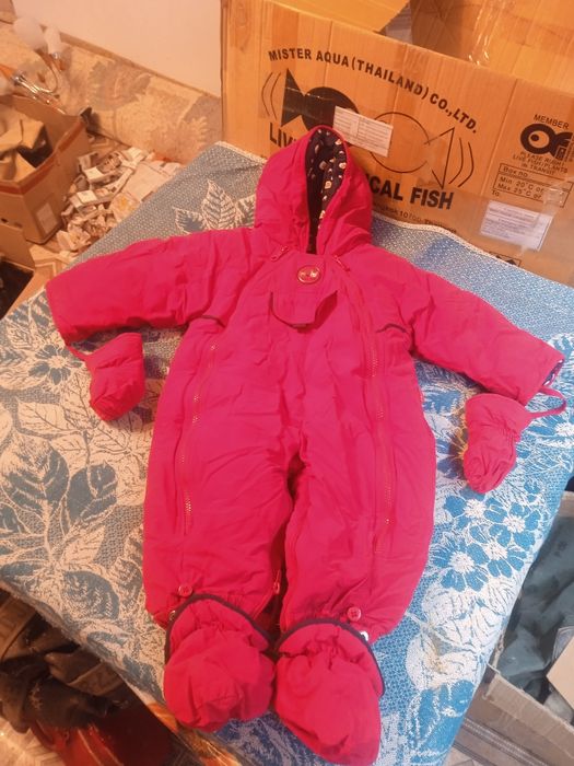 Детский комбинезон и куртки