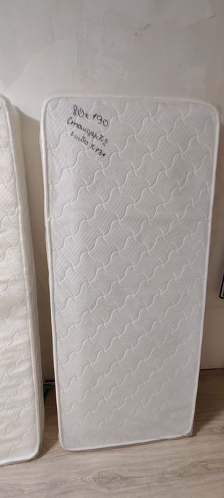 Продам матрас 80х190