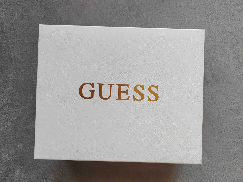 Дамски сникърси Guess