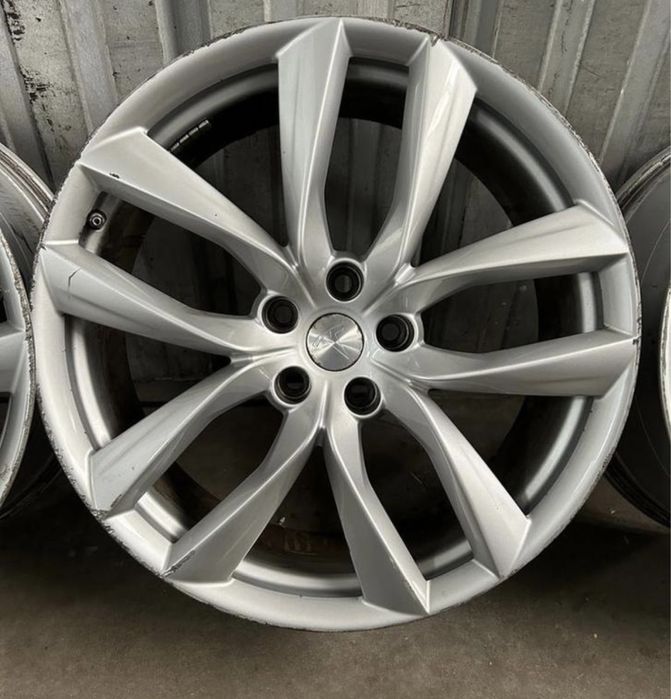 Tesla джанти 21 цола оригинални със сензори