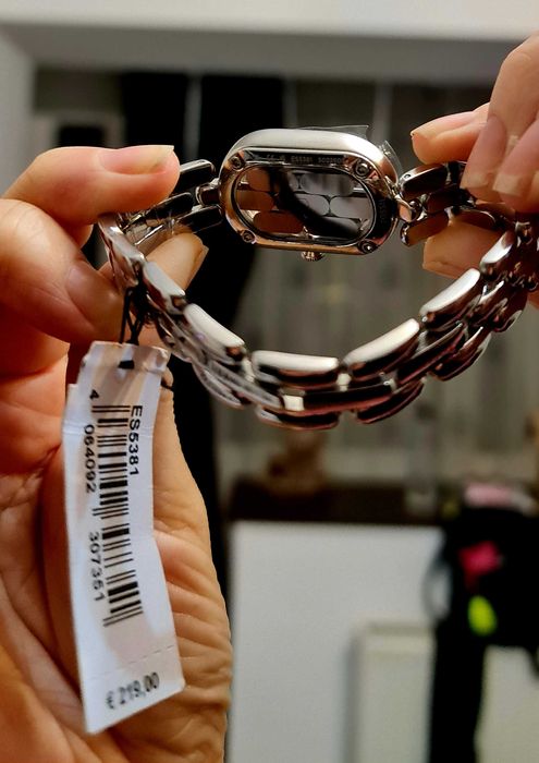 Ceas damă Fosil original model deosebit , nou folie pe geam curea