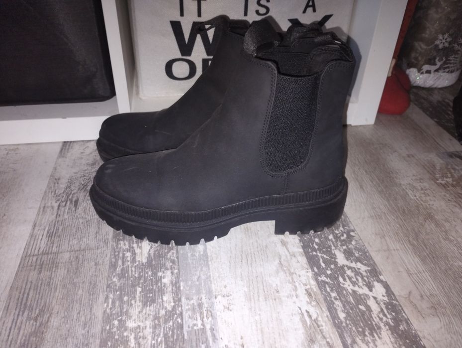 Дамски боти,38и39номер