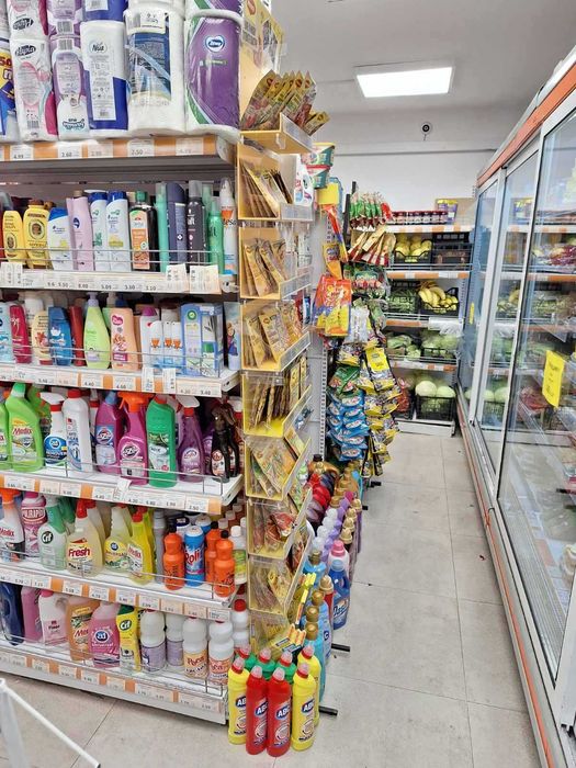 Двустранен островен /гондола/ стелаж- бял  НОВ НАЛИЧЕН