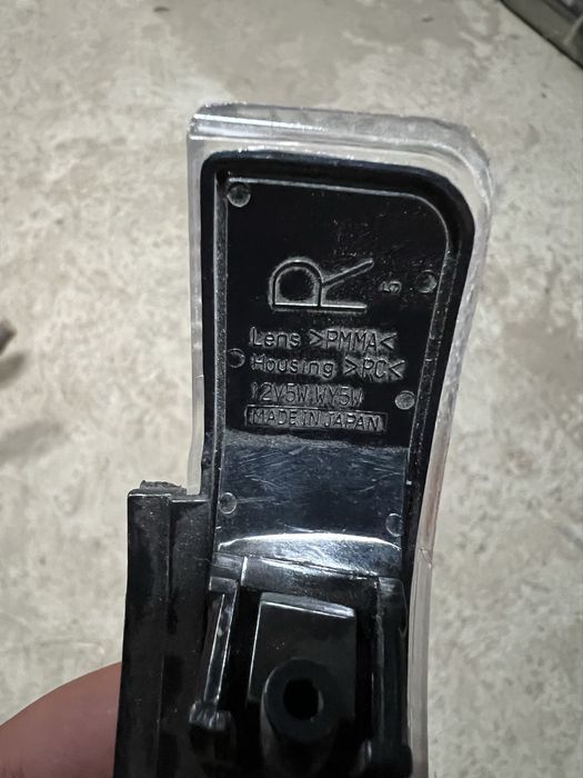Повторитель Toyota Camry 50/55