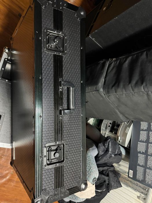 Rack ,cutie ,case consola Flyht Pro Denon DJ SC Live 4