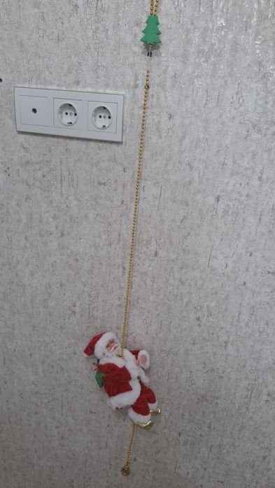 Санта на веревке