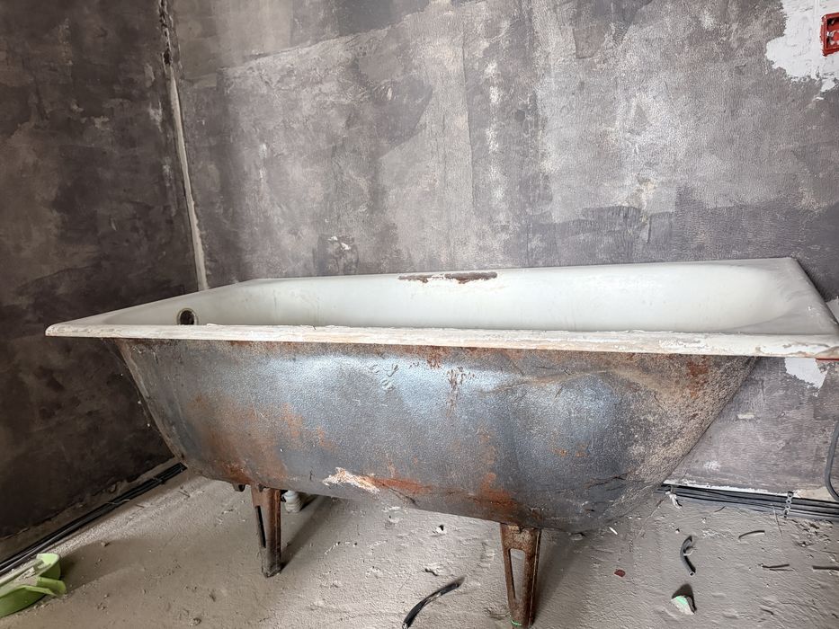 Cadă din fontă masivă 150x70 cm - cu picioare de susținere