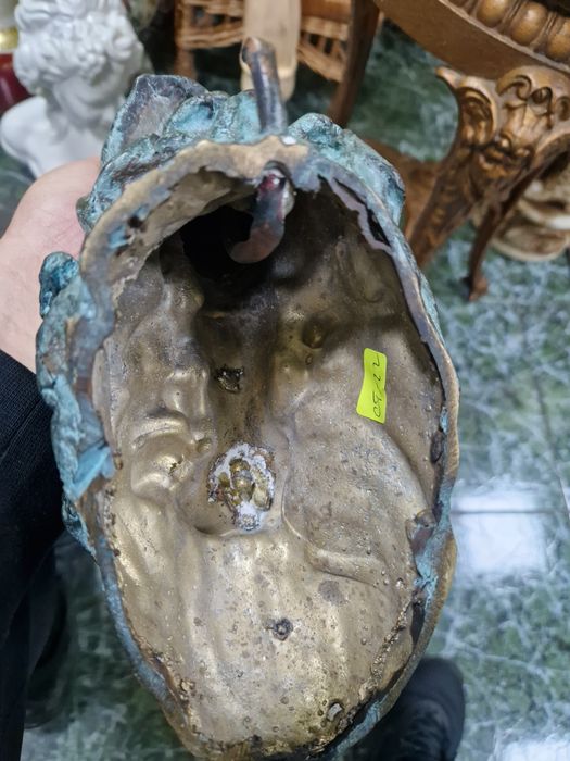 Топ - Страхотна антикварна френска бронзова фигура- Чешма шадраван