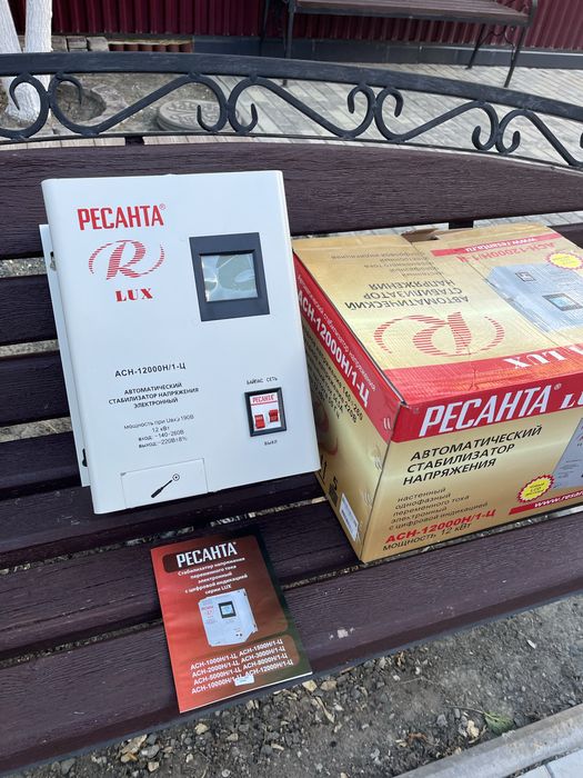 Стабилизатор напряжения Ресанта