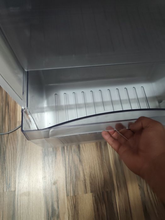Холодильник Samsung