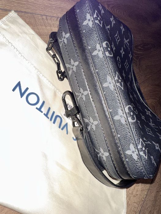 Черна чанта louis vuitton унисекс