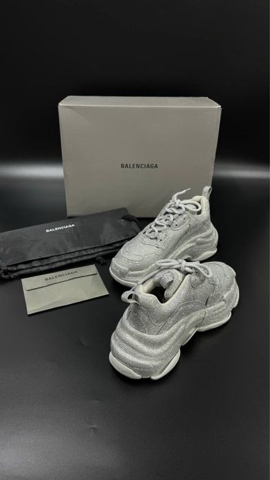 Adidasi Balenciaga Triple S cu strasuri full box 36-40
