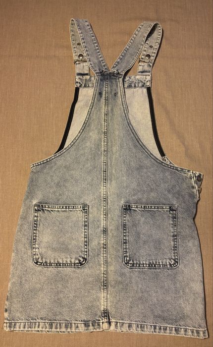 Чисто нови къси рокли слагани по повод за час,два