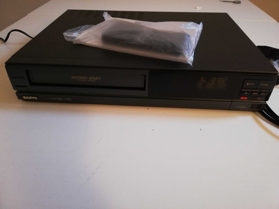 Video Cassette Recorder SANYO VHR 7100G