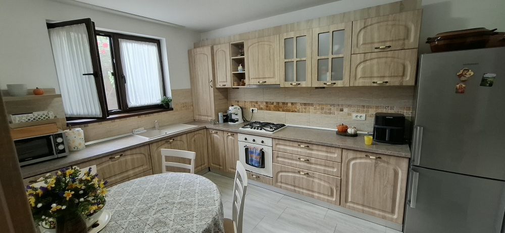 Proprietar  vand duplex de 162m2 utili , complet mobilat si utilat. Mosnita Noua cartier Europa la 2 min de strada principala si Centura de Sud