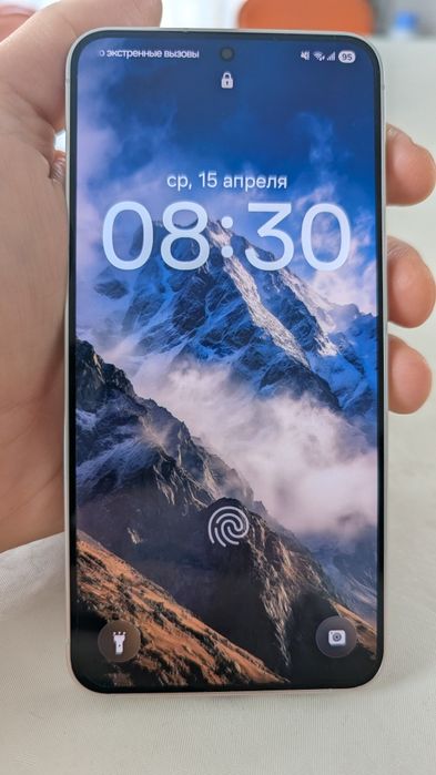 Samsung galaxy s24  8/128