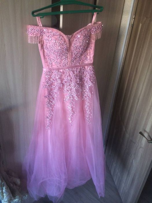 Вечерние платья по 10к