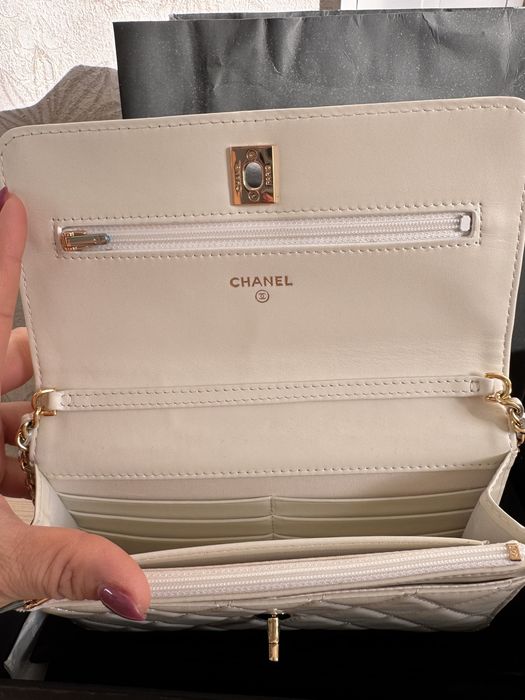 Продам клач Chanel