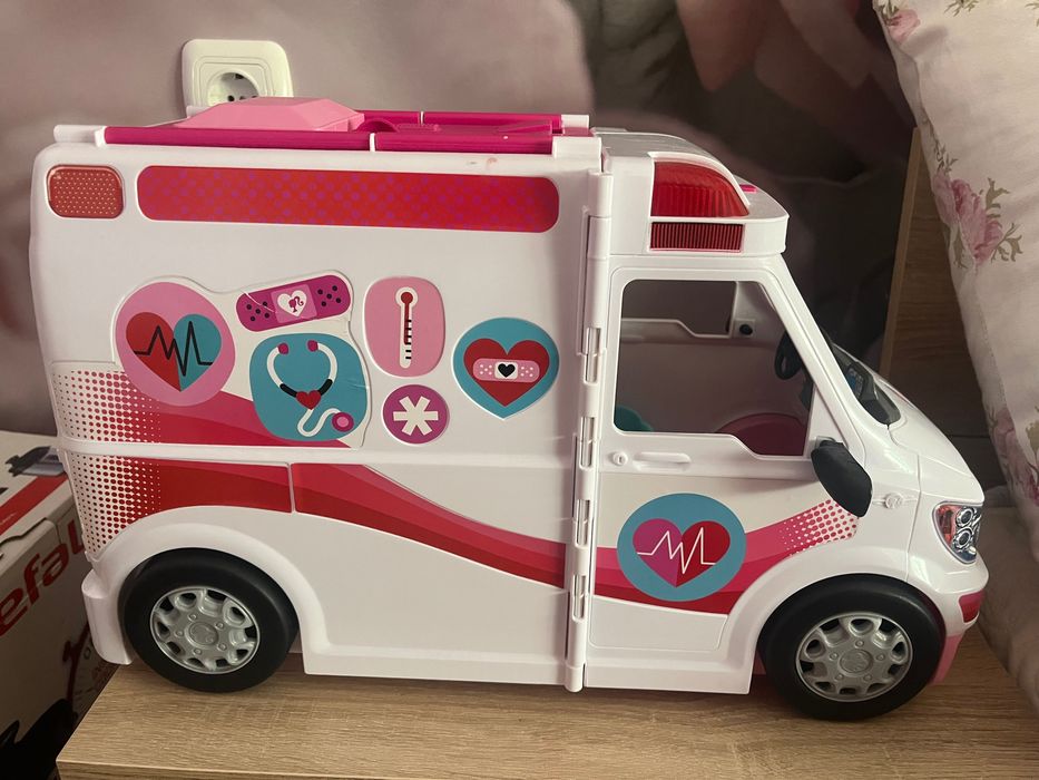 Barbie линейка!
