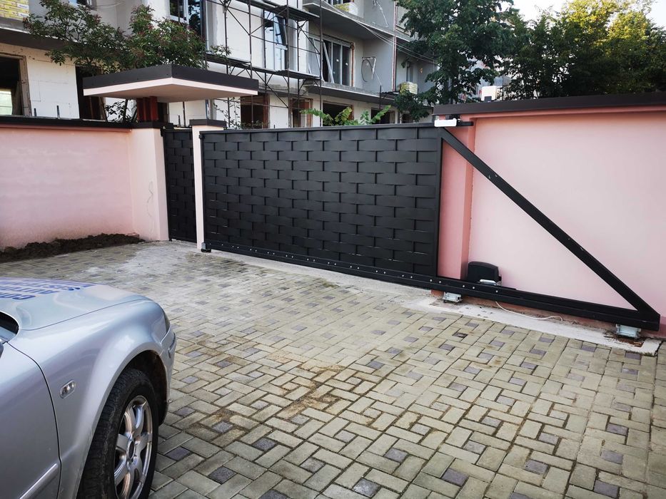 Porti automate glisant telecomanda aplicatie telefon Nice Bistrita