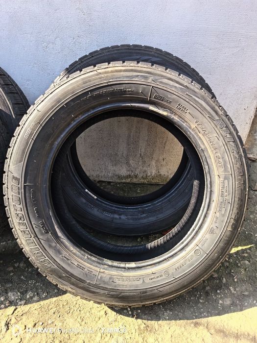 Гуми Bridgestone. 175/65/15R