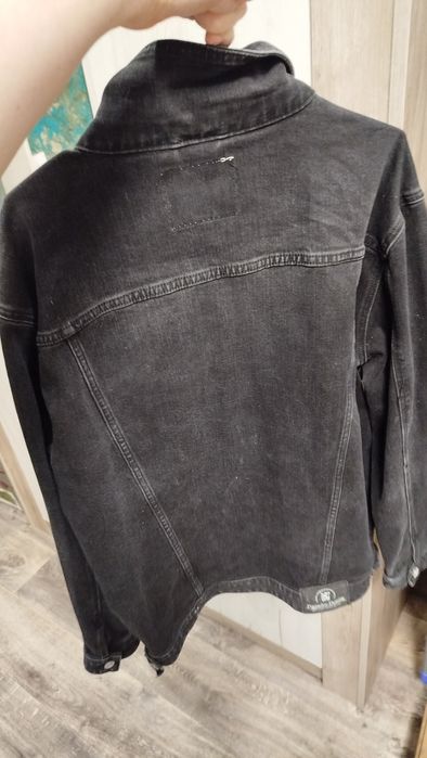 Джинсовая куртка