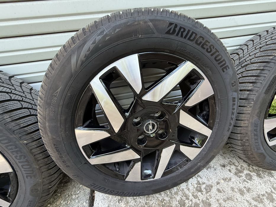 Нови джанти за Opel mokka - B 17 инча със зимни гуми Bridgestone blizzak 6 215/60/17