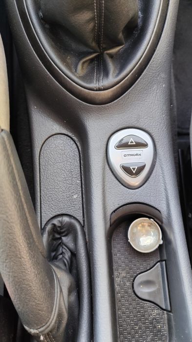 Dezmembrez Citroen c5 1,6 2007. Masina funcționează perfect .