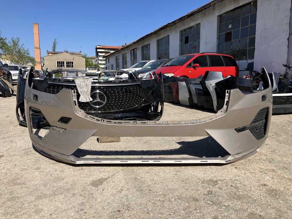 Предна броня за Volvo XC60 Волво ХЦ60  2022г-